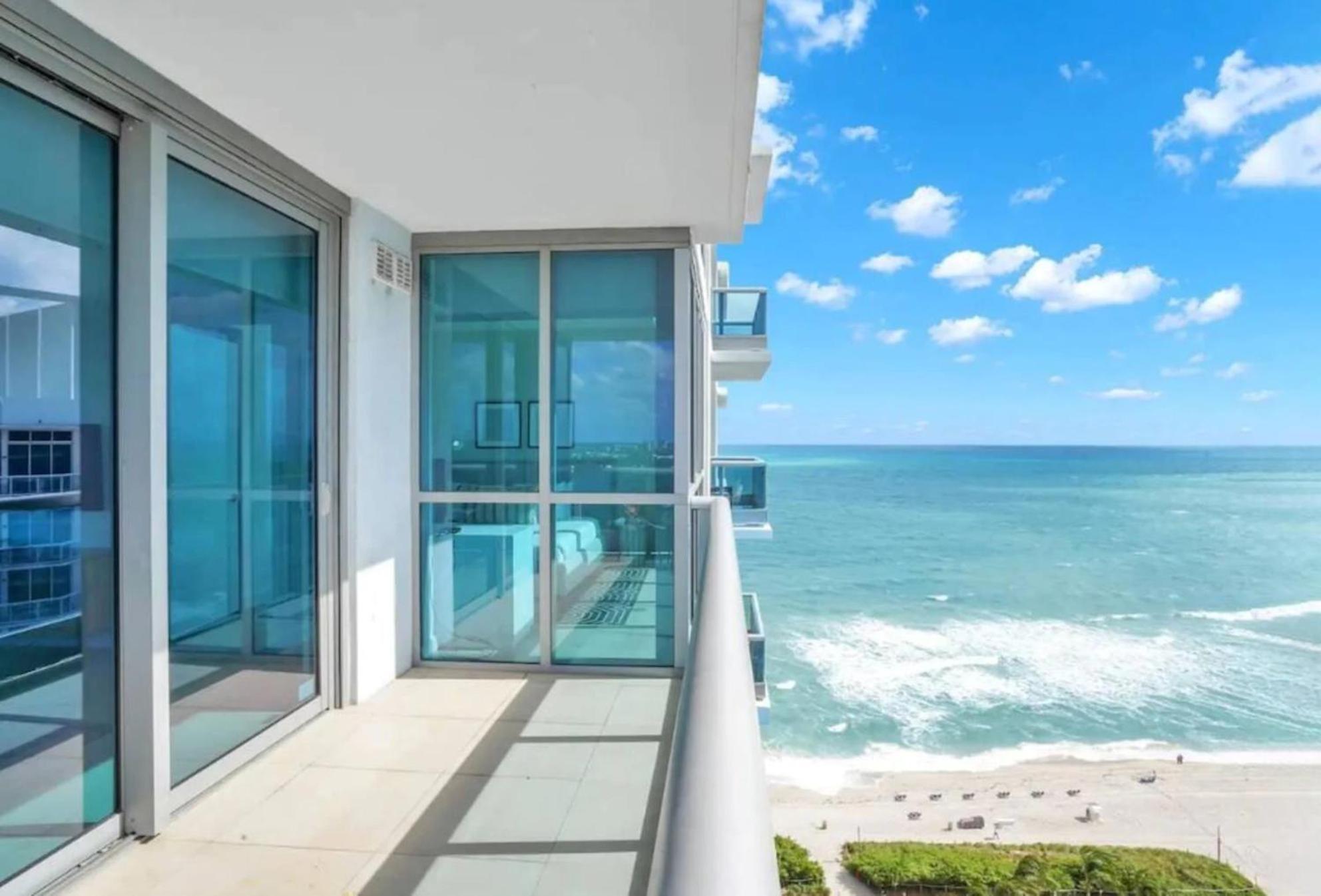 Dharma Home Suites Miami Beach At Monte Carlo エクステリア 写真