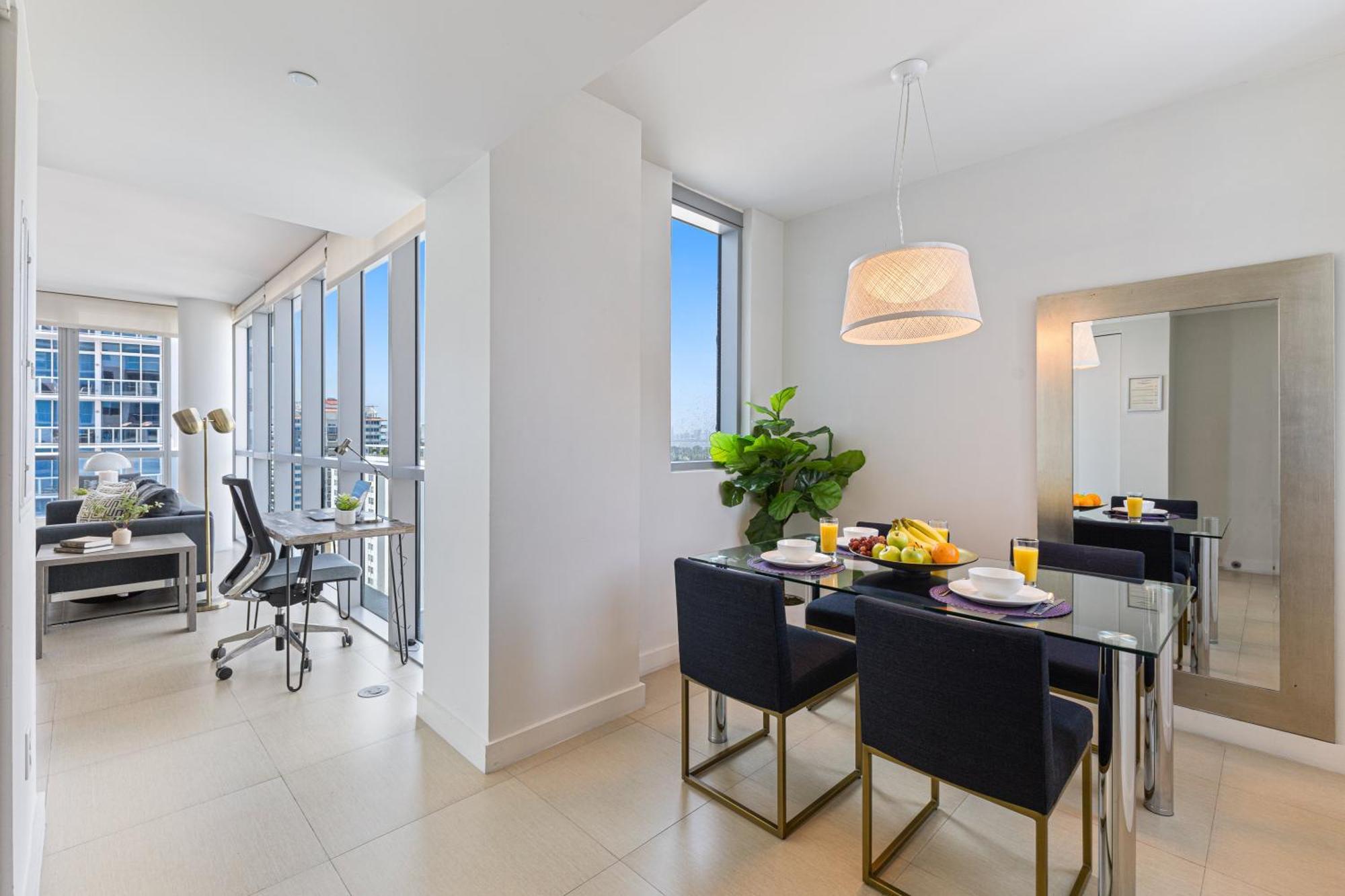 Dharma Home Suites Miami Beach At Monte Carlo エクステリア 写真
